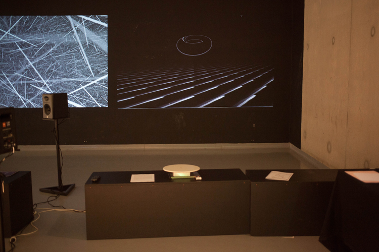 Regards dans les espaces de dimension 3